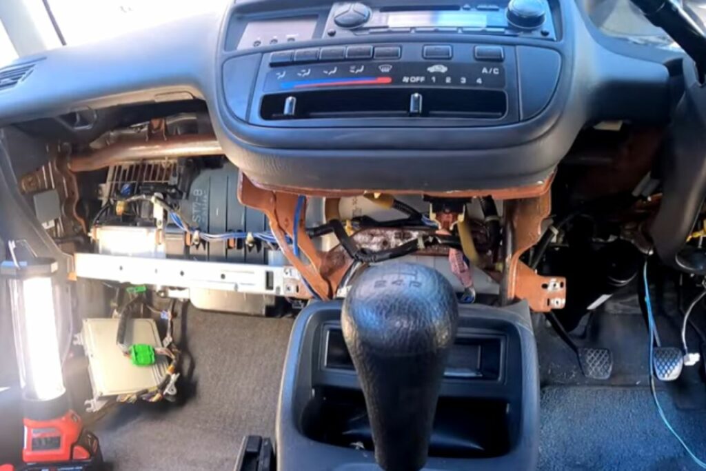 Honda Civic Water Leaks (5 Causes & 100 Fixed!) » AutomotiveRider