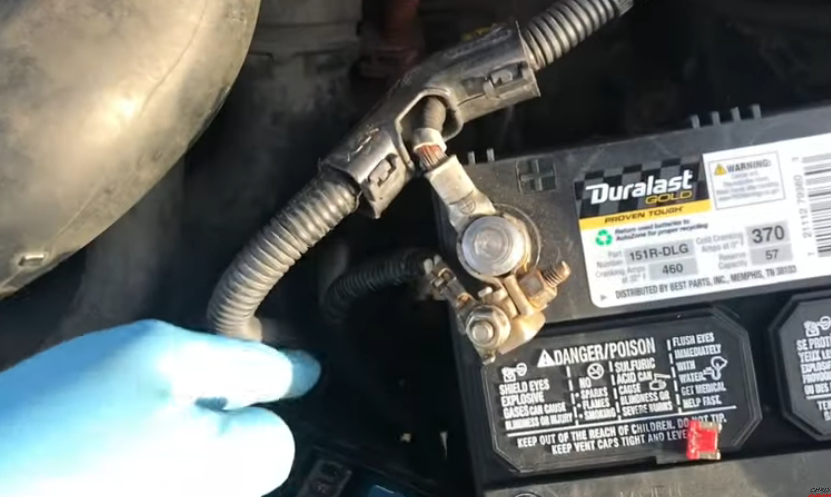 How to Charge a Honda Civic Hybrid Battery?