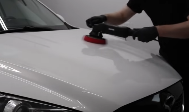 How Much Does It Cost to Wax a Car?