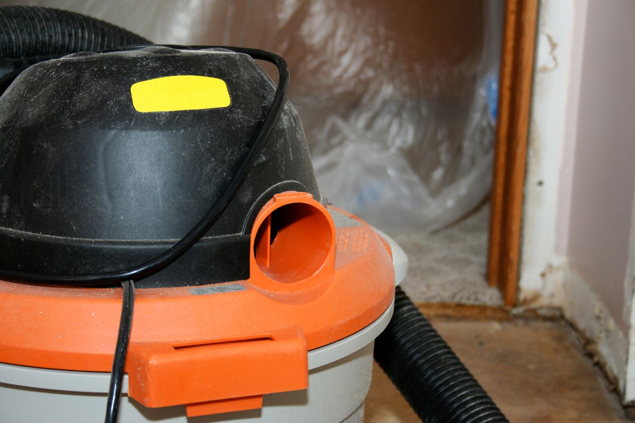 Turn Your Shop Vac Into a Carpet Extractor Quickly