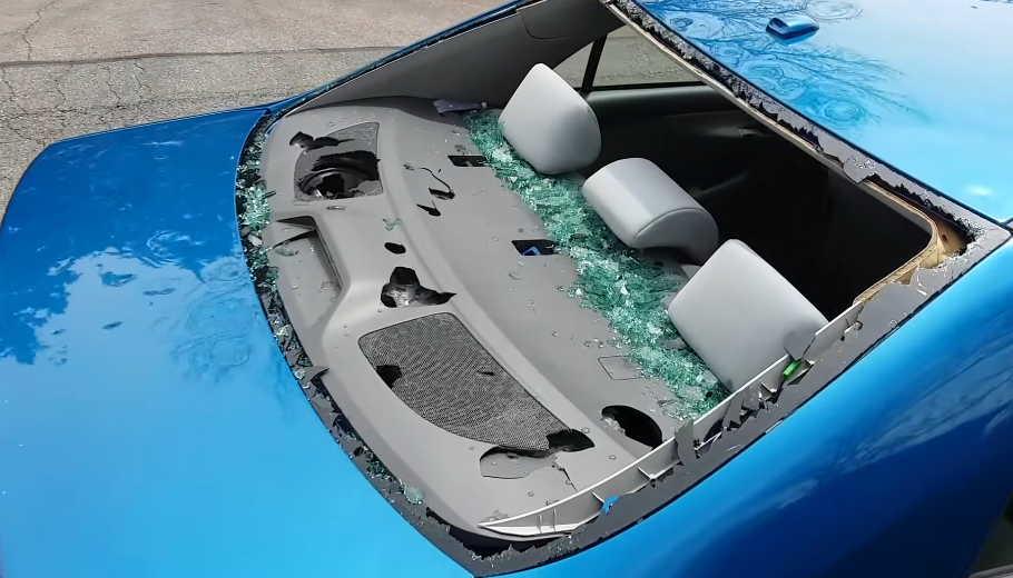 What Size Hail Will Damage a Car?